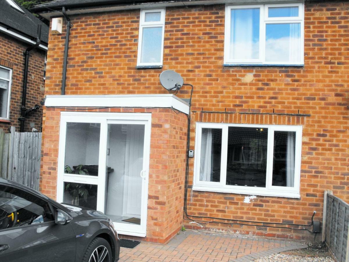 3-Bedroom Comfy Home In Solihull Exterior foto